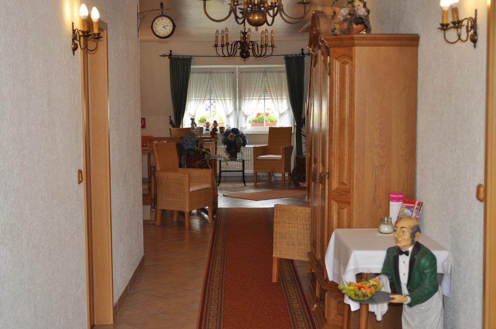 Hotel & Restaurant Bei Hoelzchen Hannover Kültér fotó